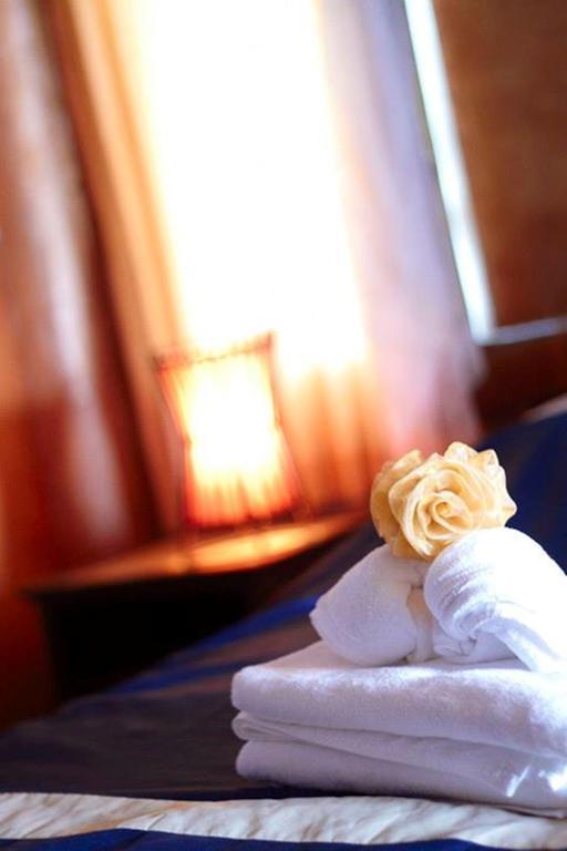 Baan Plubpla Wilai Hotell Ban Pu Khai Exteriör bild
